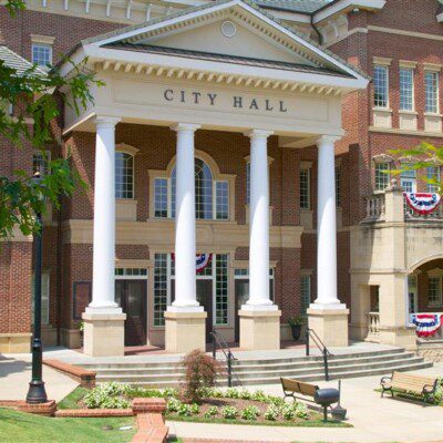 Security protecting a government building